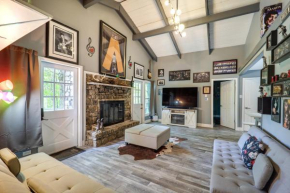 Beech Mountain Home with Fire Pit Less Than 1 Mi to Skiing!